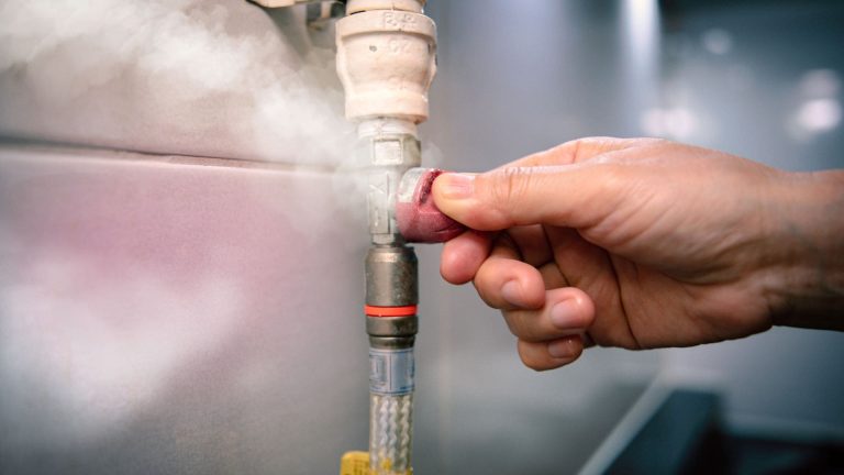 Cómo se puede detectar una fuga de gas en las paredes de tu hogar 7 Cómo se puede detectar una fuga de gas en las paredes de tu hogar